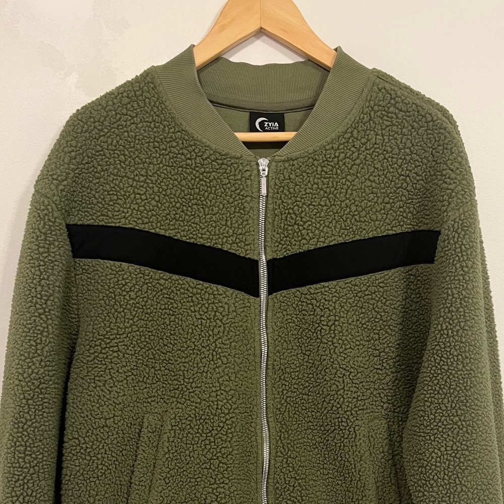Zyia Active Flying V High Pile Fleece Bomber Jacket XL - Picture 9 of 15